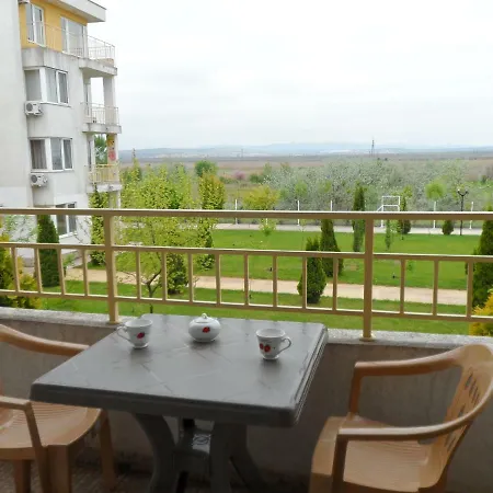 Apartment студия несебър форт клуб *